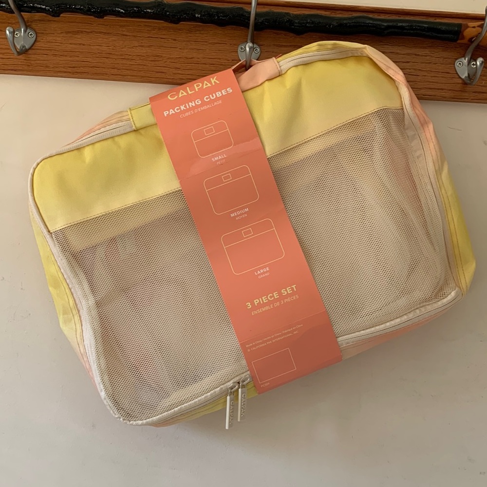 CALPAK Packing Cubes 3 Piece Set Yellow, White and Coral